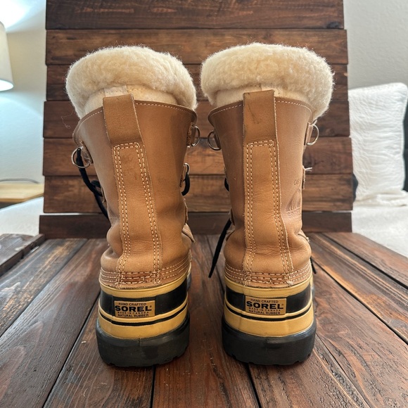 Sorel Caribou Tan and Black Winter Boots Like New Men’s 9 - Picture 3 of 9